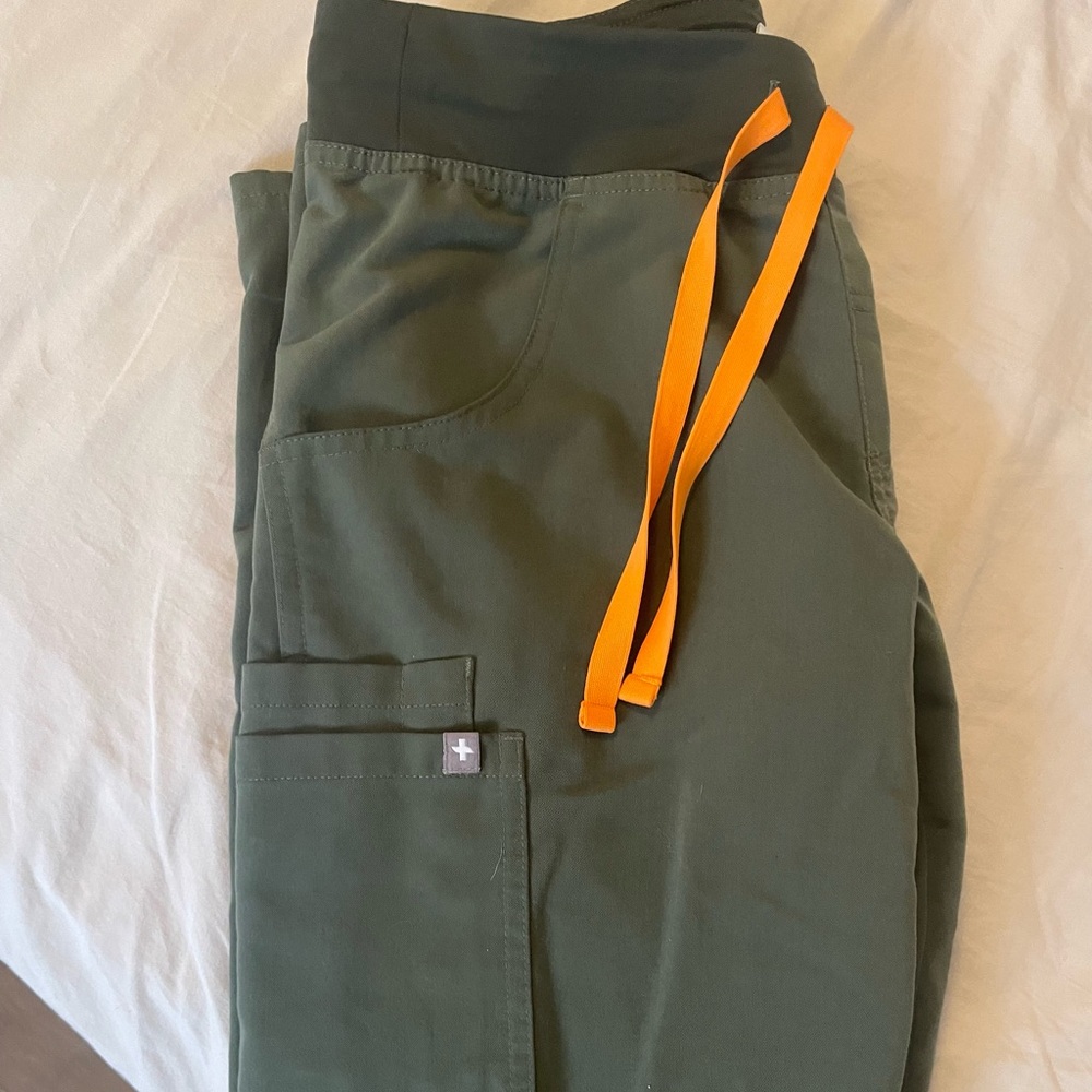 Figs Scrub Pants